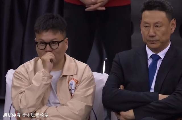 马尔基奥尼表示：“阿图尔成为了佛罗伦萨中场领袖？这让我们明白，对每一名球员来说，每个赛季都会不同、在每支球队效力都会不同。